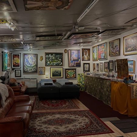 Brimarsbru Sleep Inn-Art Gallery Njarthvik Dış mekan fotoğraf