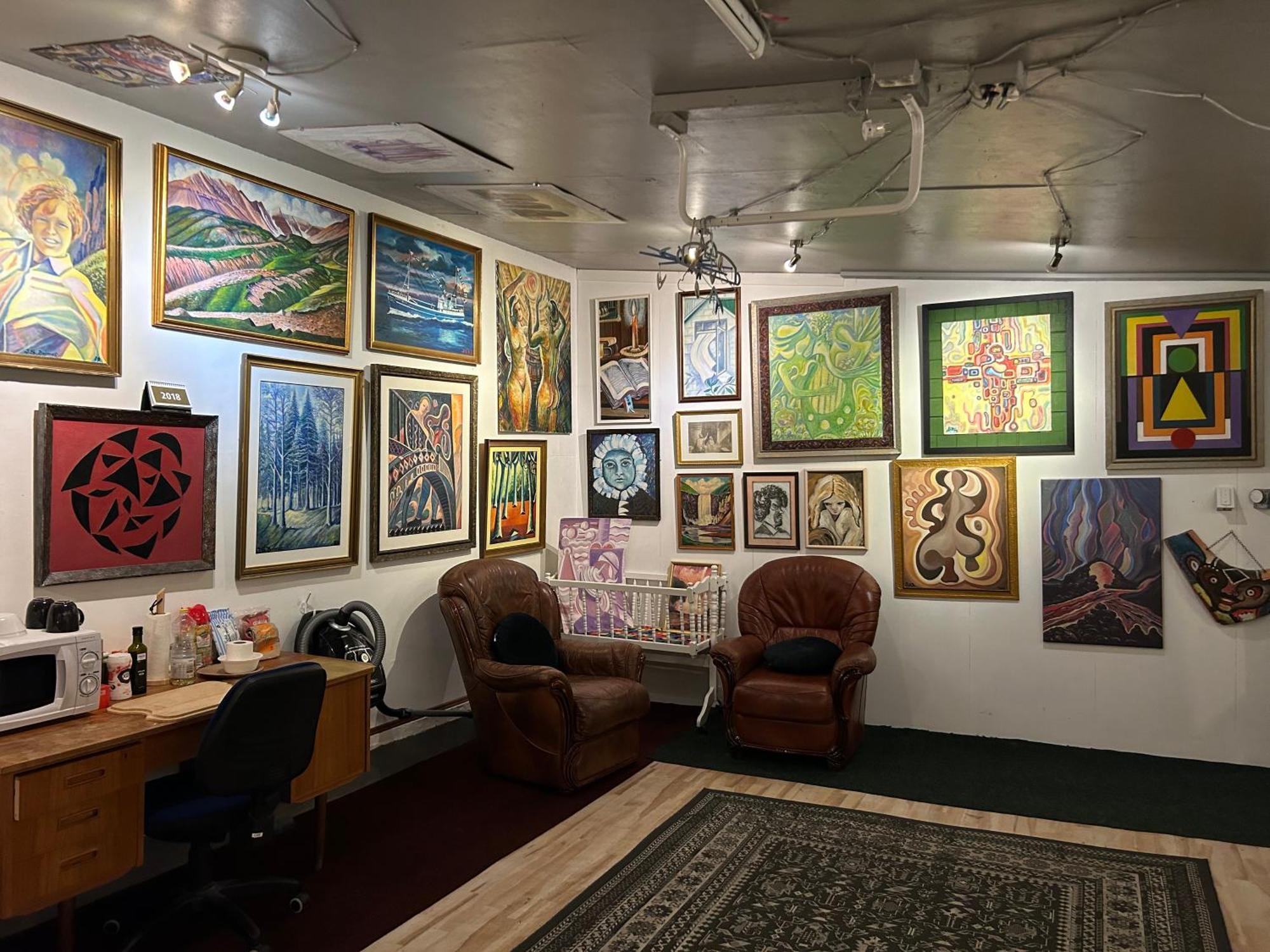 Brimarsbru Sleep Inn-Art Gallery Njarthvik Dış mekan fotoğraf